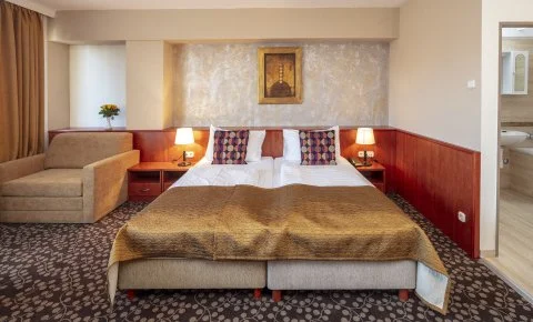 Hotel Charles Budapest - Vissza nem térítendő ár ellátás nélkül 