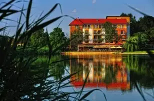 Hotel Corvus Aqua Oroshza - Kt jszaks wellness csomagok