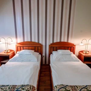  Hévíz - Napi árak félpanziós ellátással (1 éjtől)