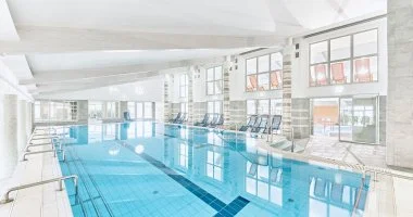 Kedvezm�nyes nem lemondhat� �r f�lpanzi�val (min. 2 �j)