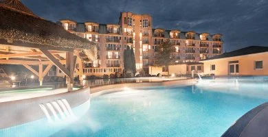 Kedvezm�nyes nem lemondhat� �r f�lpanzi�val (min. 4 �j)