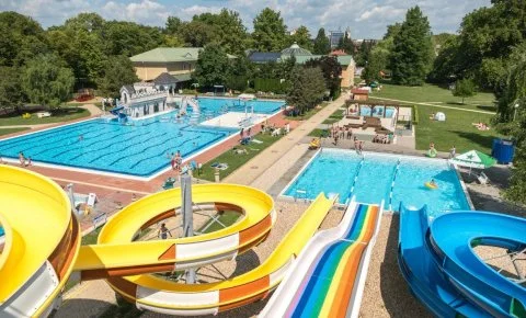 Hunguest Hotel Flóra Eger - Legjobb ár félpanzióval, fürdőbelépővel