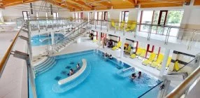 Hunguest Hotel Flóra - Legjobb ár félpanzióval, fürdőbelépővel