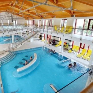 Hunguest Hotel Flóra Eger - Legjobb ár félpanzióval, fürdőbelépővel (min. 2 éj)