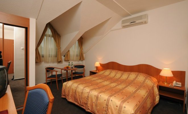 Hunguest Hotel Flóra Eger