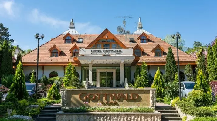 Hotel Gottwald Tata