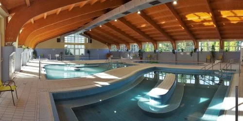 Hajnal Hotel Mez�k�vesd