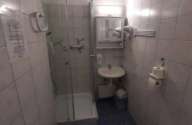 Hajnal Hotel Mez�k�vesd