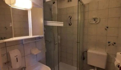 Hajnal Hotel Mez�k�vesd