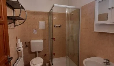 Hajnal Hotel Mez�k�vesd