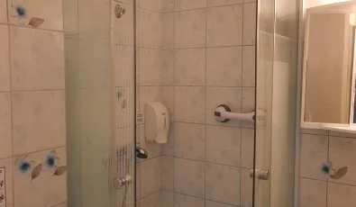 Hajnal Hotel Mez�k�vesd