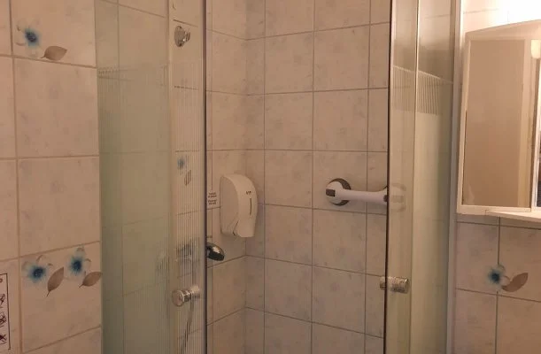 Hajnal Hotel Mez�k�vesd