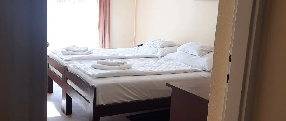 Hajnal Hotel Mez�k�vesd