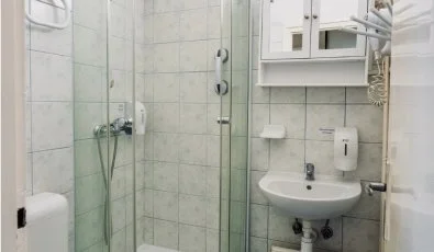 Hajnal Hotel Mez�k�vesd