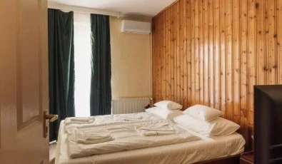 Hajnal Hotel Mez�k�vesd