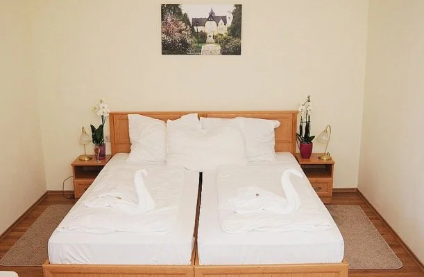 Hotel Halszkert Badacsony