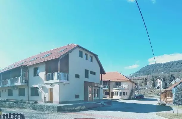 Hotel Halszkert Badacsony
