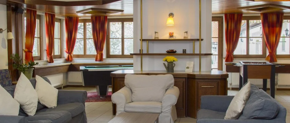 Hasik Hotel D�br�nte
