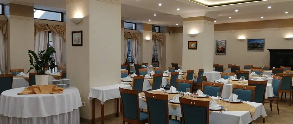 Hasik Hotel D�br�nte