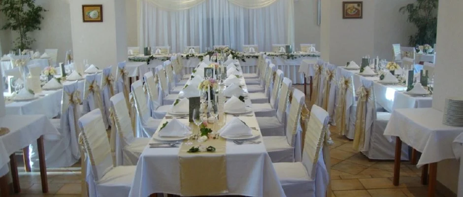 Hasik Hotel D�br�nte