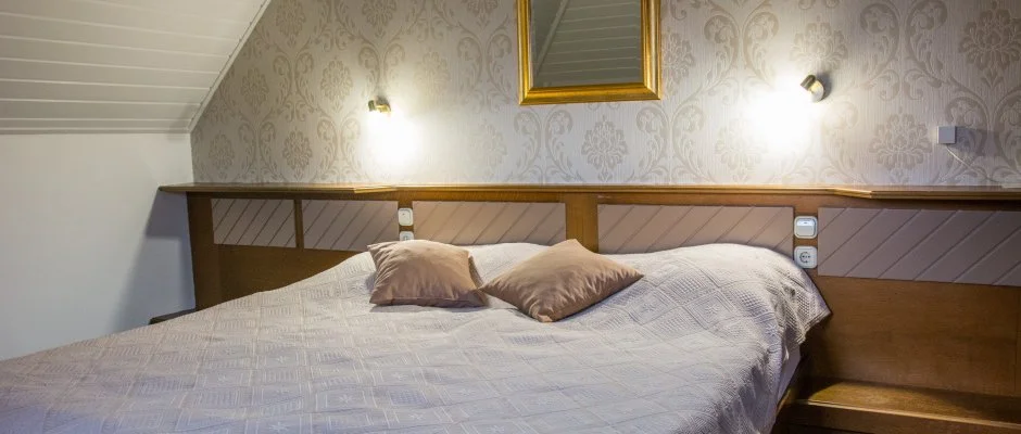 Hasik Hotel D�br�nte