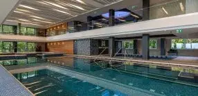 Hotel Helikon - Ikonikus felt�lt�d�s a Helikonban