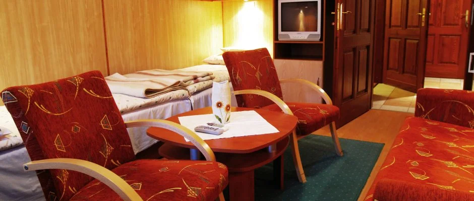 Hforrs Hotel s dlpark Gyula