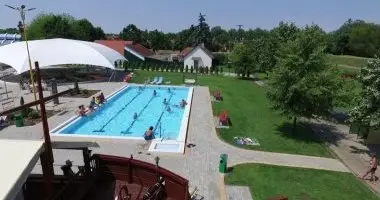 Gyulai Szilveszter (min. 3 éj)