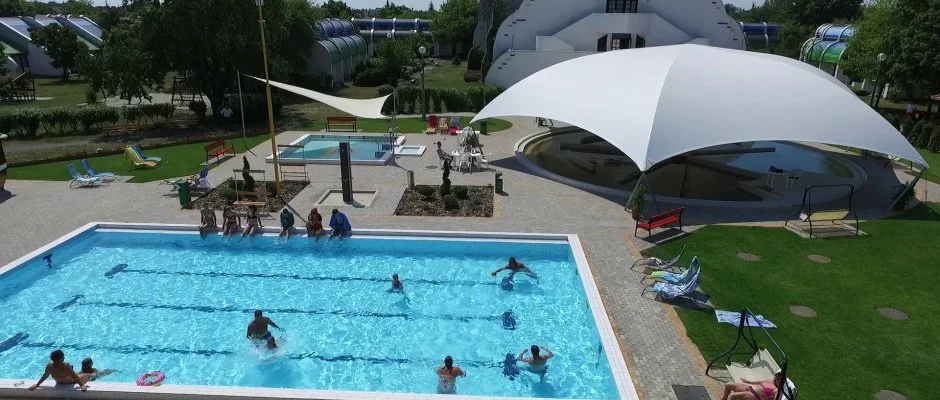 Hforrs Hotel s dlpark Gyula