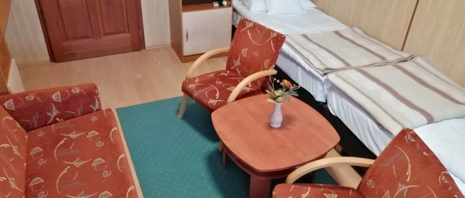 Hforrs Hotel s dlpark Gyula