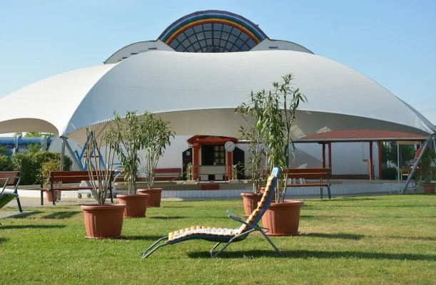 Hotel H�forr�s Gyula