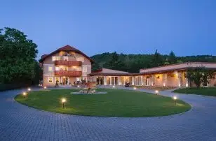 Hotel Honti Wellness s Konferencia Szlloda Visegrd - Szilveszteri wellness htvge