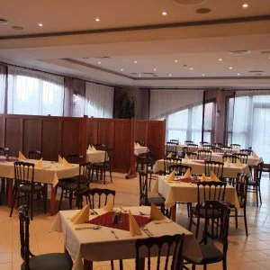 Hotel Hunor Sátoraljaújhely - Augusztus 20. 