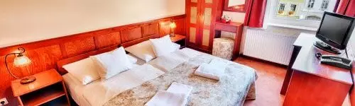 Hotel Írottkő