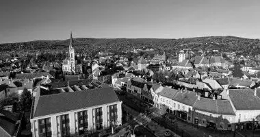 nnepek kztti feltltds Kszegen (min. 2 j)