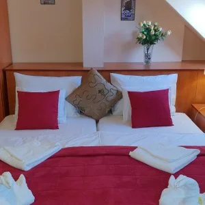  Győr - Napi árak reggelis ellátással (1 éjtől)