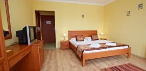 Hotel J�rja - Napi �rak