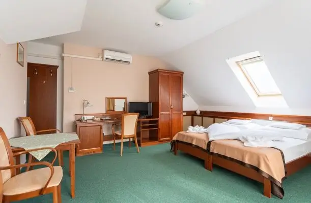 Hotel Kardosfa Zselickisfalud Hotel Kardosfa Zselickisfalud