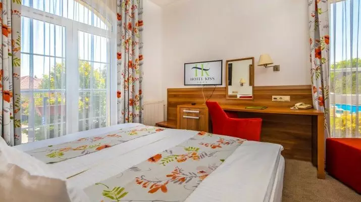 Hotel Kiss Tata