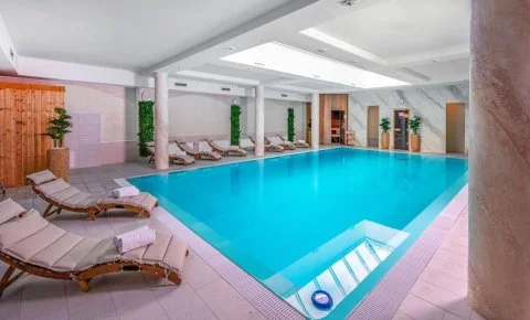 Hotel Kiss Tata - Pihenés 60 felett - senior ajánlat