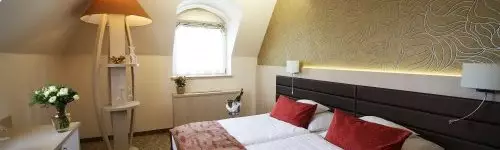 Hotel Kiss