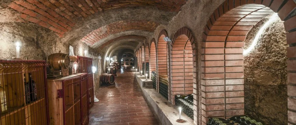 Hotel Korona Wellness, Rendezvny & Borhotel Eger