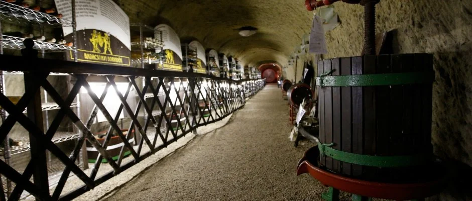 Hotel Korona Wellness, Rendezvny & Borhotel Eger