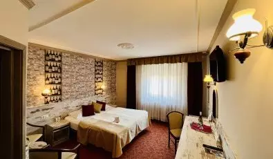 Hotel Korona Wellness, Rendezvény & Borhotel Eger Eger
