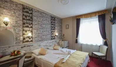Hotel Korona Wellness, Rendezvény & Borhotel Eger Eger