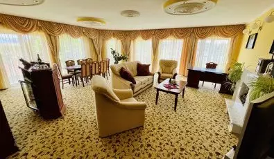 Hotel Korona Wellness, Rendezvény & Borhotel Eger Eger
