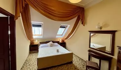 Hotel Korona Wellness, Rendezvény & Borhotel Eger Eger