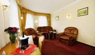 Hotel Korona Wellness, Rendezvény & Borhotel Eger Eger