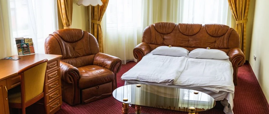 Hotel Korona Wellness, Rendezvny & Borhotel Eger