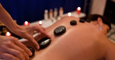 Ny�ri �lm�nyek a Balatonn�l (min. 2 �j)